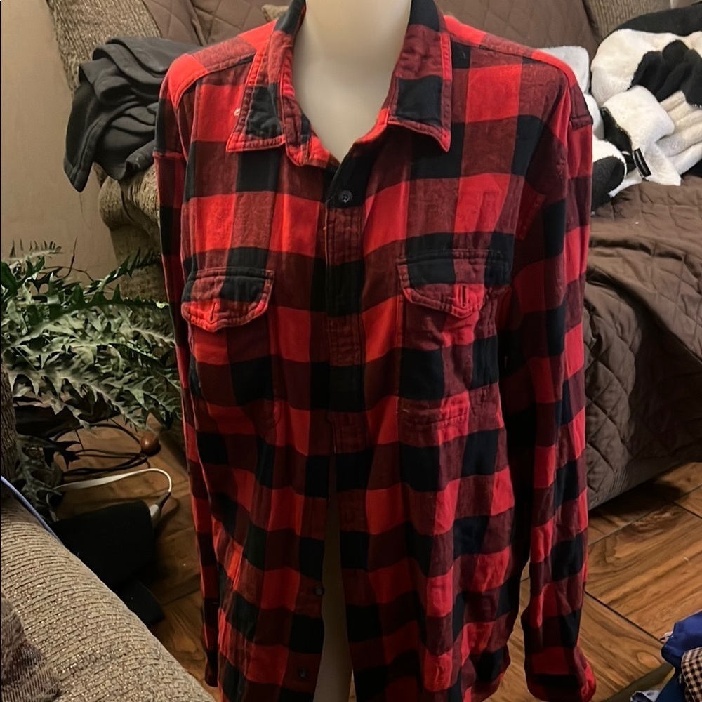 Red and Black Checkered Men's Shirt